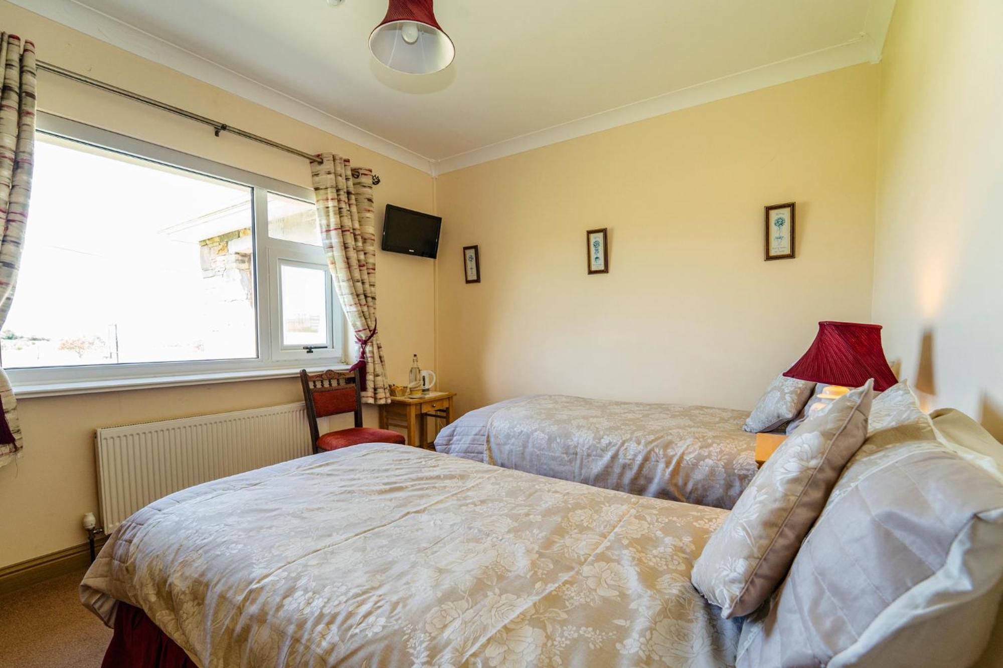 ווסטפורט Bertra House B&B מראה חיצוני תמונה